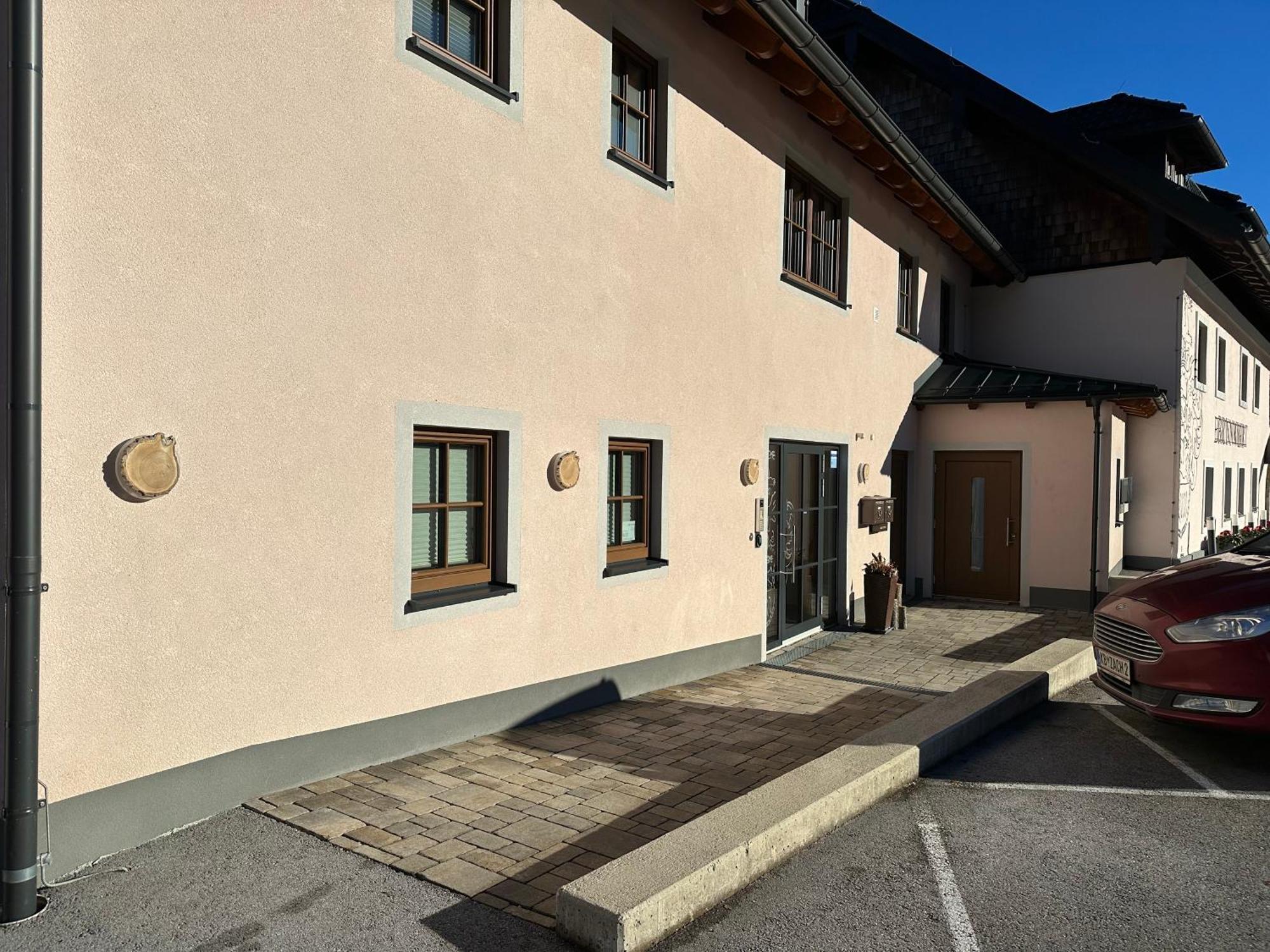 Апартаменты Brunnwirt Essen & Wohnen Фушл ам Зее Экстерьер фото